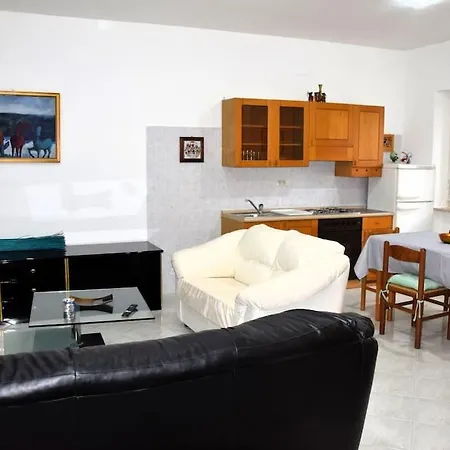 Holiday home Mimosa Ripi
